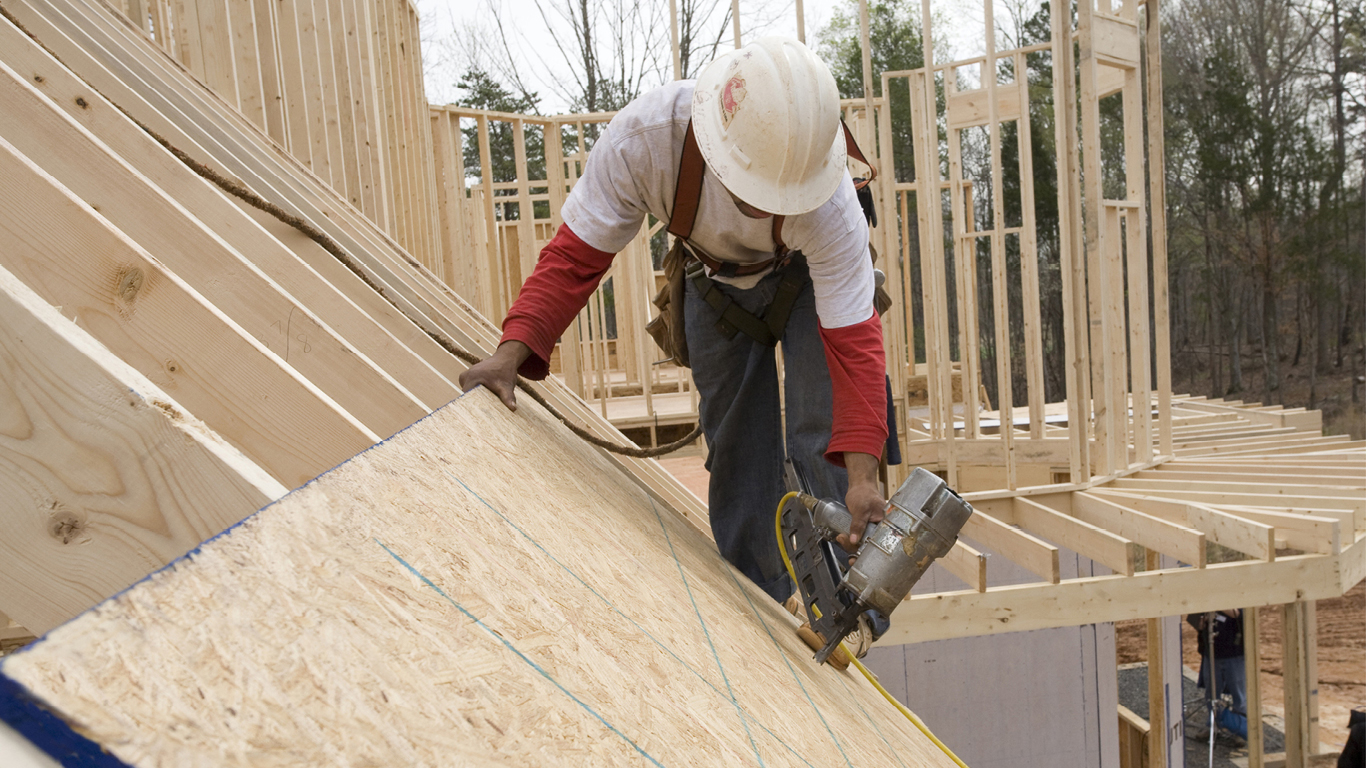 OSB Roof Sheathing Panels | Georgia-Pacific Blue Ribbon OSB Sheathing